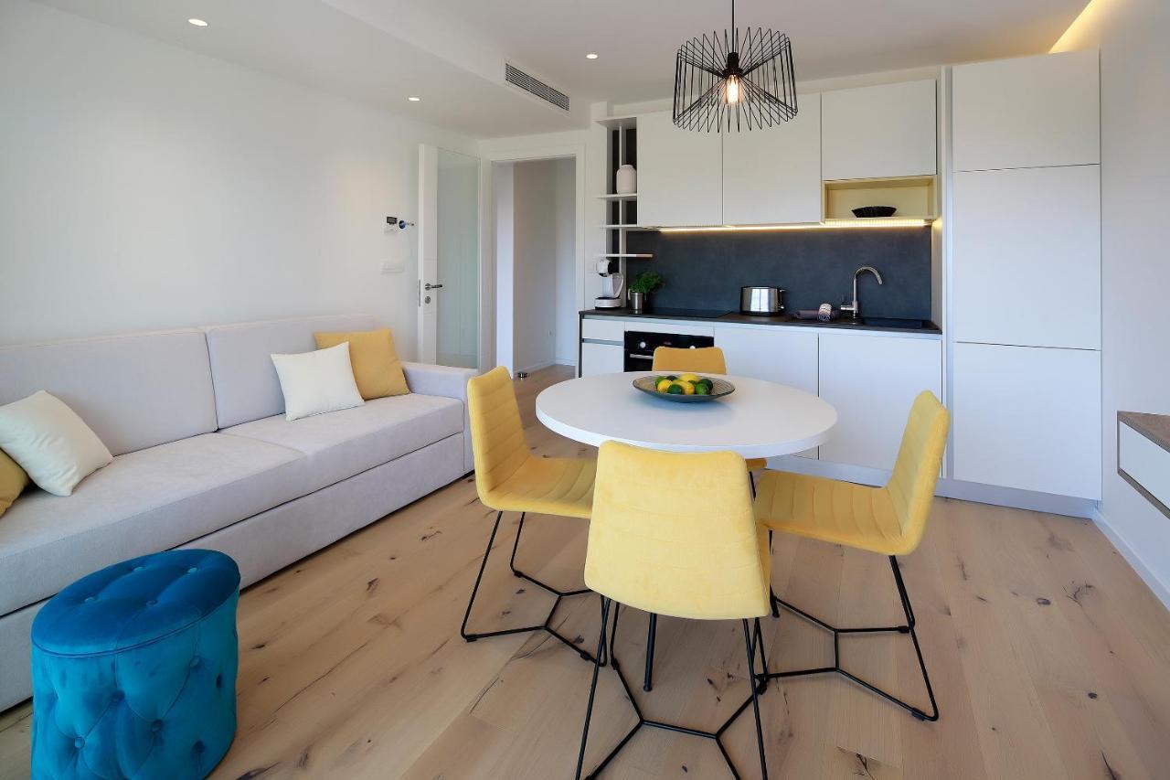 Modena Maris-Heated Pool-Grill-Relax-Jacuzzi Apartments Icici Ngoại thất bức ảnh