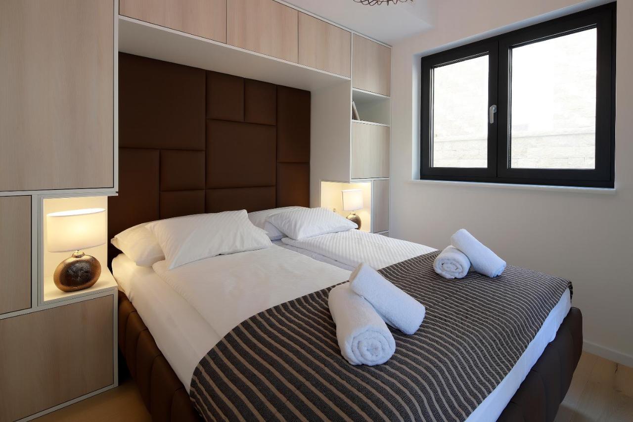 Modena Maris-Heated Pool-Grill-Relax-Jacuzzi Apartments Icici Ngoại thất bức ảnh
