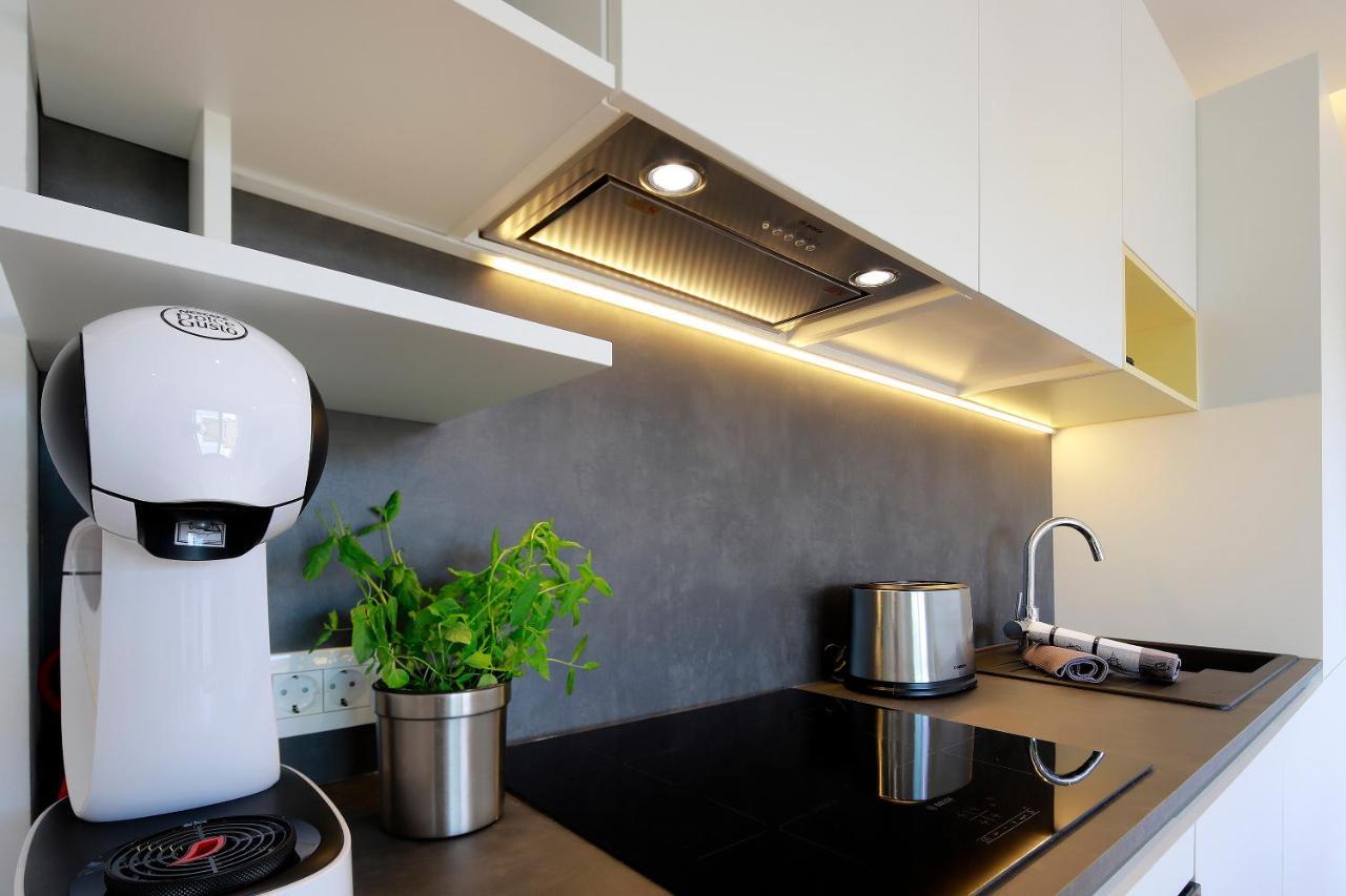 Modena Maris-Heated Pool-Grill-Relax-Jacuzzi Apartments Icici Ngoại thất bức ảnh