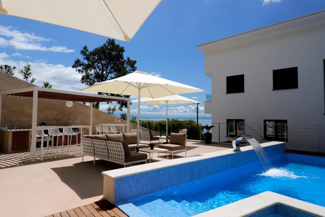 Modena Maris-Heated Pool-Grill-Relax-Jacuzzi Apartments Icici Ngoại thất bức ảnh